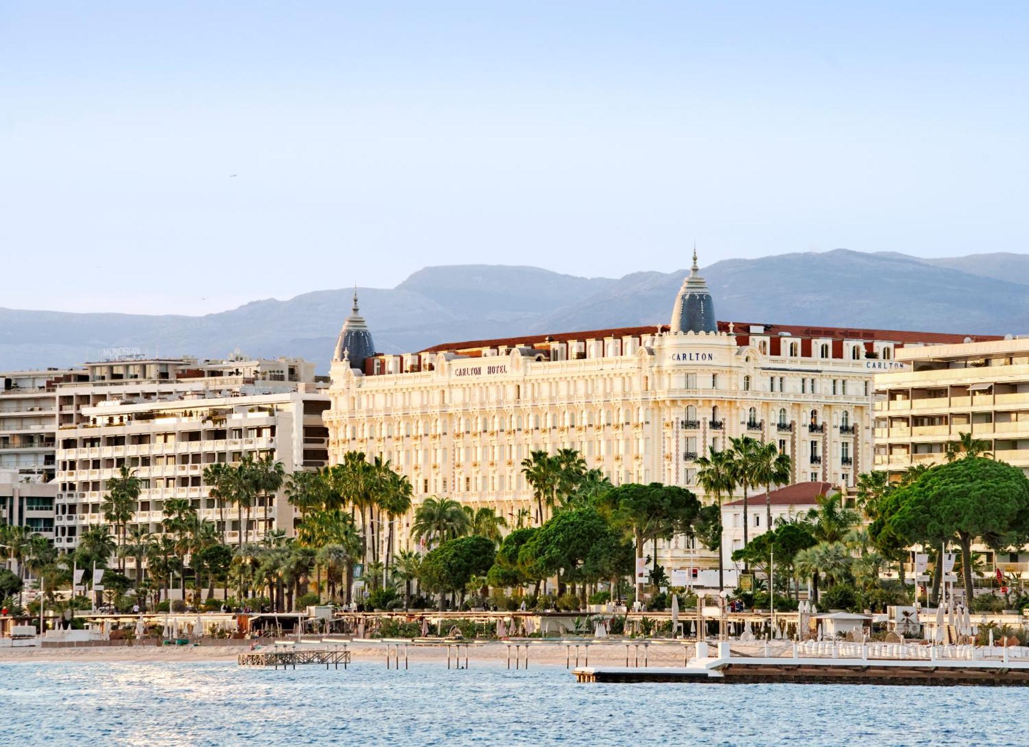 Carlton Cannes, A Regent Hotel Exterior photo