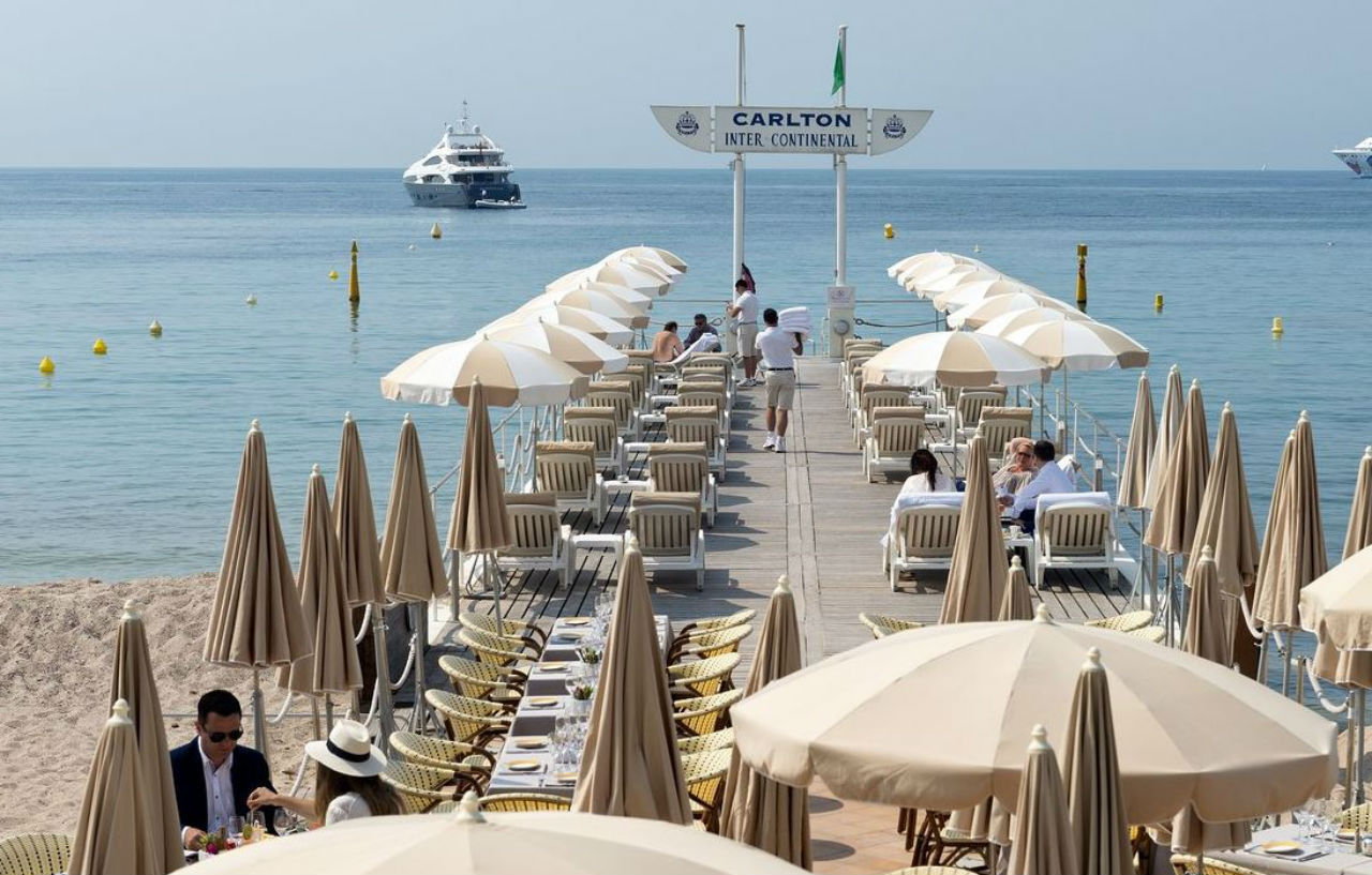 Carlton Cannes, A Regent Hotel Exterior photo